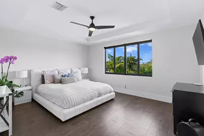 238 SE 4th Avenue, Delray Beach, FL 33483 - Photo 12
