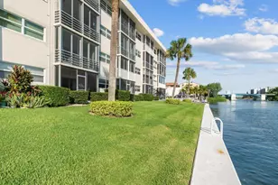 20 Yacht Club Dr, North Palm Beach, FL 33408 - Photo 6