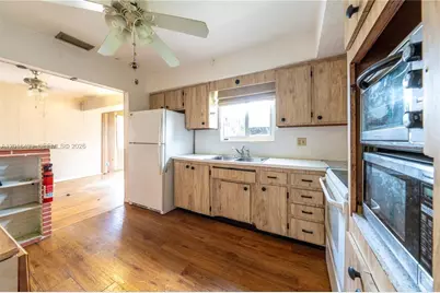 2300 N 57th Terrace, Hollywood, FL 33021 - Photo 10