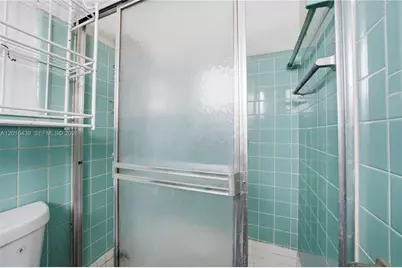 2300 N 57th Terrace, Hollywood, FL 33021 - Photo 18
