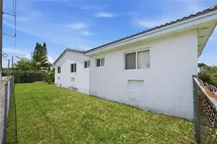 2300 N 57th Terrace, Hollywood, FL 33021 - Photo 22
