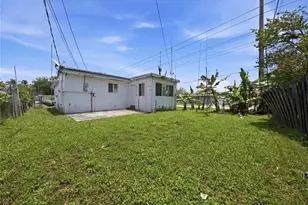 2300 N 57th Terrace, Hollywood, FL 33021 - Photo 12