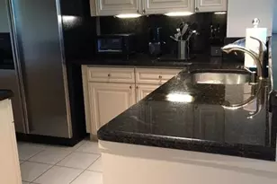 19249 Sabal Lake Dr, Boca Raton, FL 33434 - Photo 6