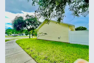 5216 NE 20th Avenue, Pompano Beach, FL 33064 - Photo 14