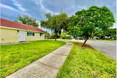5216 NE 20th Avenue, Pompano Beach, FL 33064 - Photo 16