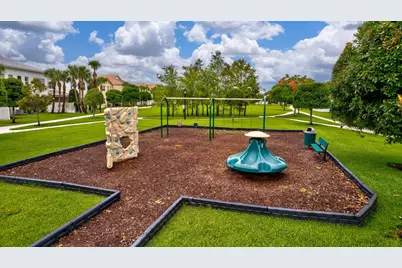 91 Palm Lane, Royal Palm Beach, FL 33411 - Photo 52