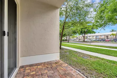 91 Palm Lane, Royal Palm Beach, FL 33411 - Photo 20
