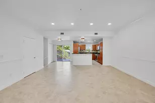 453 NE 1st St, Pompano Beach, FL 33060 - Photo 16
