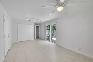 453 NE 1st St, Pompano Beach, FL 33060 - Photo 8