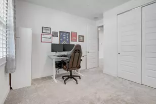6801 NW Cloverdale Ave, Port Saint Lucie, FL 34987 - Photo 18