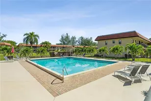 21915 Lake Forest Cir, Boca Raton, FL 33433 - Photo 26
