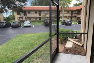 21915 Lake Forest Cir, Boca Raton, FL 33433 - Photo 22