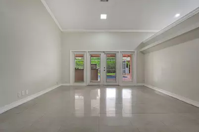 10080 NW 53rd Court, Coral Springs, FL 33076 - Photo 8