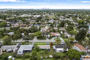 321 NE 59th St, Fort Lauderdale, FL 33334 - Photo 36