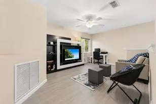 624 NE Bent Paddle Ln, Port Saint Lucie, FL 34983 - Photo 6