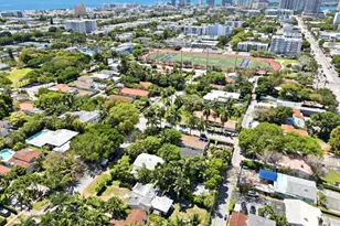 1324 Lenox Ave., Miami Beach, FL 33139 - Photo 22