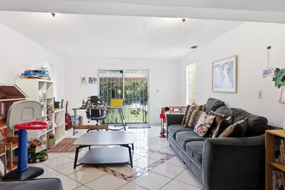 1324 Lenox Avenue, Miami Beach, FL 33139 - Photo 16