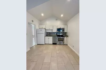 10 NE 11th Avenue #3, Fort Lauderdale, FL 33301 - Photo 4