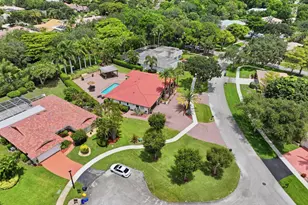 6966 S Grande Dr, Boca Raton, FL 33433 - Photo 2