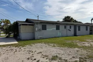 436 N 15th St, Fort Pierce, FL 34950 - Photo 6