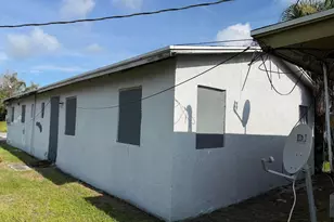 436 N 15th St, Fort Pierce, FL 34950 - Photo 4