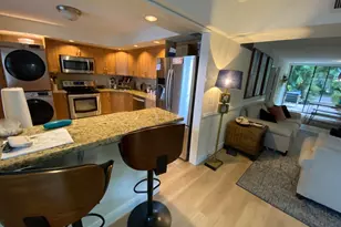 501 SW 11th Pl, Boca Raton, FL 33432 - Photo 2
