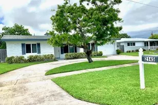 2145 NE 4th Ct, Boca Raton, FL 33431 - Photo 2