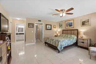 1172 S Drive Cir, Delray Beach, FL 33445 - Photo 14