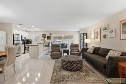 1172 S Drive Circle #B, Delray Beach, FL 33445 - Photo 4