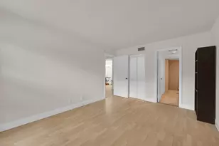 490 NW 20th St, Boca Raton, FL 33431 - Photo 16