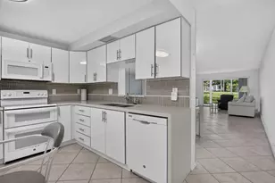 2006 Granada Dr, Coconut Creek, FL 33066 - Photo 2