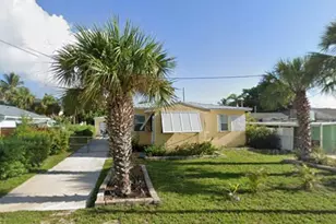 1706 St Lucie Ct, Fort Pierce, FL 34949 - Photo 2