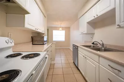 930 Mandarin Isle, Fort Lauderdale, FL 33315 - Photo 14