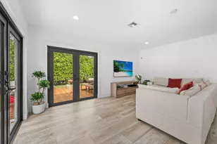 739 NW 6th St, Boca Raton, FL 33486 - Photo 20