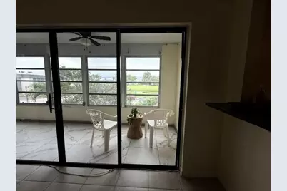 122 Piedmont C, Delray Beach, FL 33484 - Photo 8