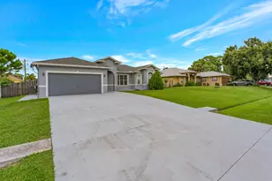 2320 SW Madrid Rd, Port Saint Lucie, FL 34953 - Photo 4