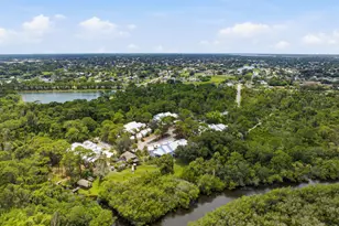 1812 SE Hideaway Cir, Port Saint Lucie, FL 34952 - Photo 38
