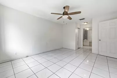 120 Sunshine Boulevard, Royal Palm Beach, FL 33411 - Photo 12