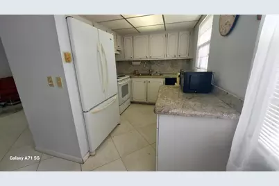 5 Suffolk A, Boca Raton, FL 33434 - Photo 4