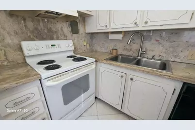 5 Suffolk A, Boca Raton, FL 33434 - Photo 4