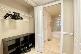 99 SE Mizner Blvd, Boca Raton, FL 33432 - Photo 18