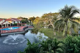 5641 Riverside Dr, Coral Springs, FL 33067 - Photo 2