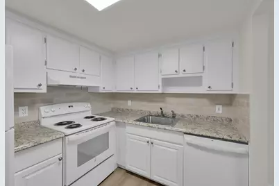 146 Saxony D #146, Delray Beach, FL 33446 - Photo 12