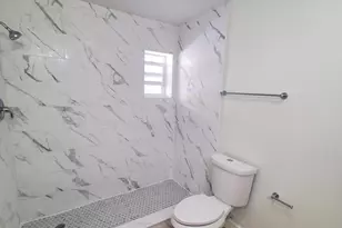 335 Hernando St, Fort Pierce, FL 34949 - Photo 14