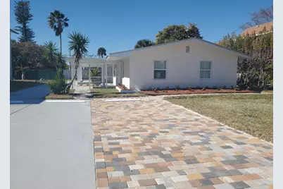335 Hernando Street, Fort Pierce, FL 34949 - Photo 1