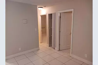 708 NW 6th Street, Hallandale Beach, FL 33009 - Photo 6