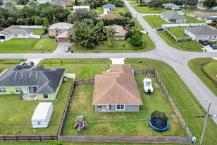 2001 SW Aguero St, Port Saint Lucie, FL 34953 - Photo 32