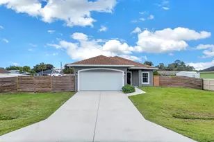 2001 SW Aguero St, Port Saint Lucie, FL 34953 - Photo 2