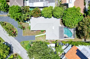 1680 NE 34th Ln, Oakland Park, FL 33334 - Photo 46