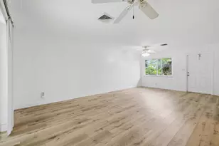 1680 NE 34th Ln, Oakland Park, FL 33334 - Photo 20